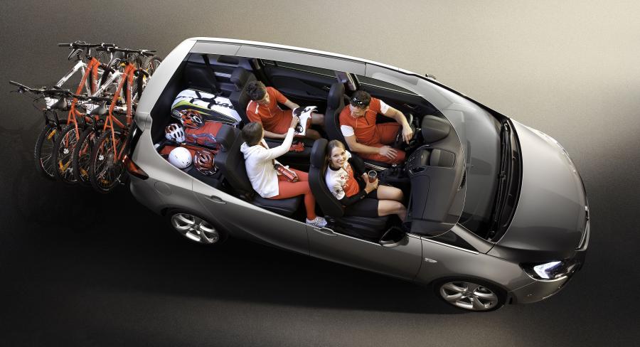  Opel Zafira Tourer 2011 года  (фото 25 из 67)